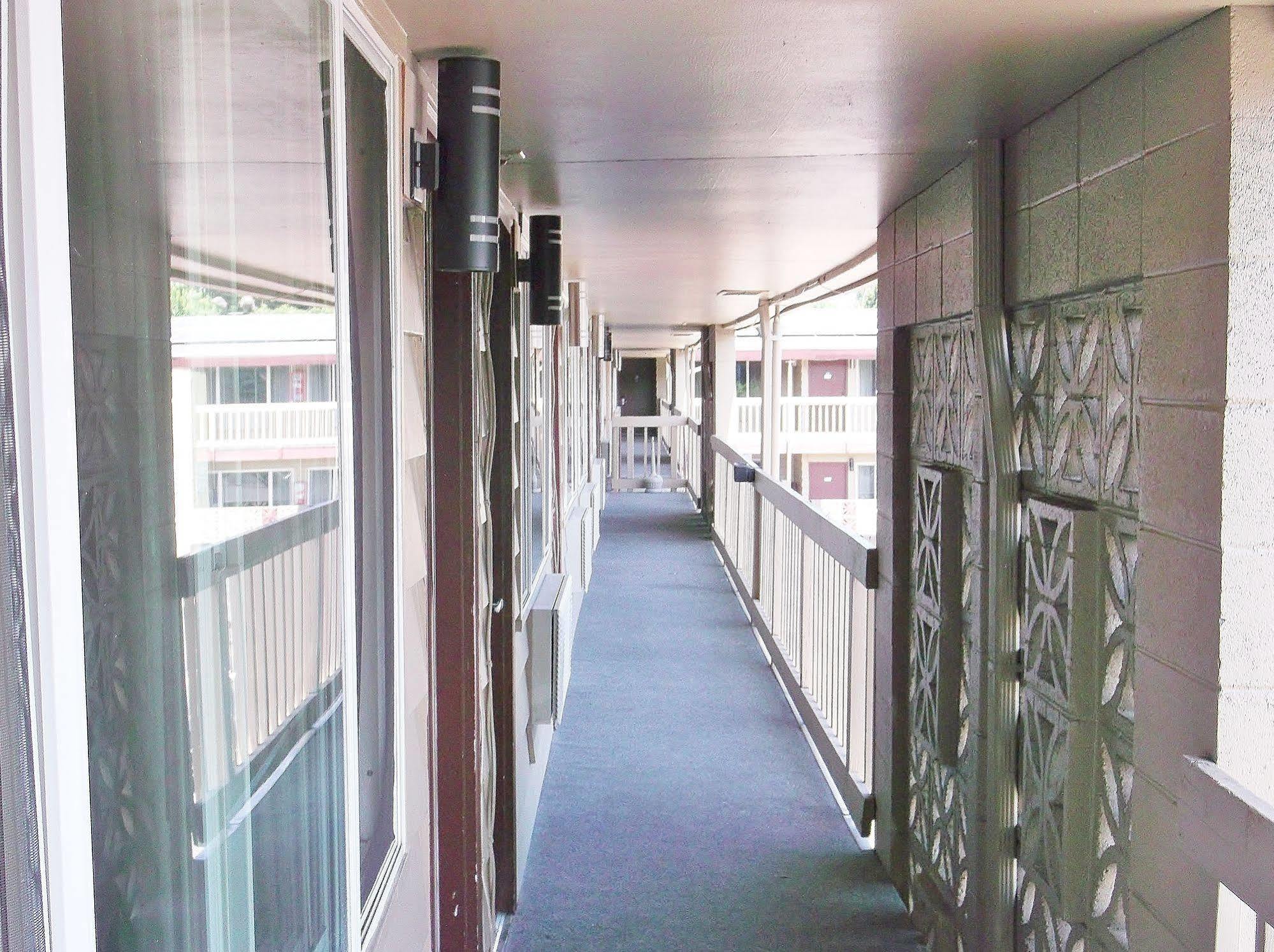 Banfield Motel Portland Extérieur photo